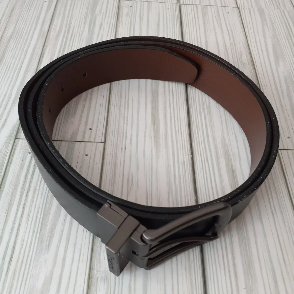 Timberland Reversible Black & Brown Cowhide Leather Gunmetal Buckle Belt